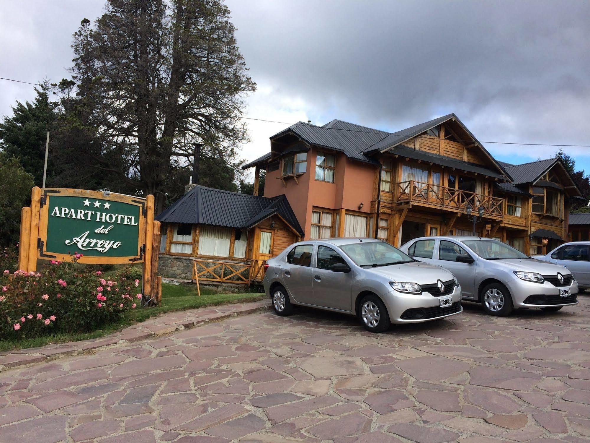 Apart Hotel Del Arroyo 산카를로스데바릴로체 외부 사진