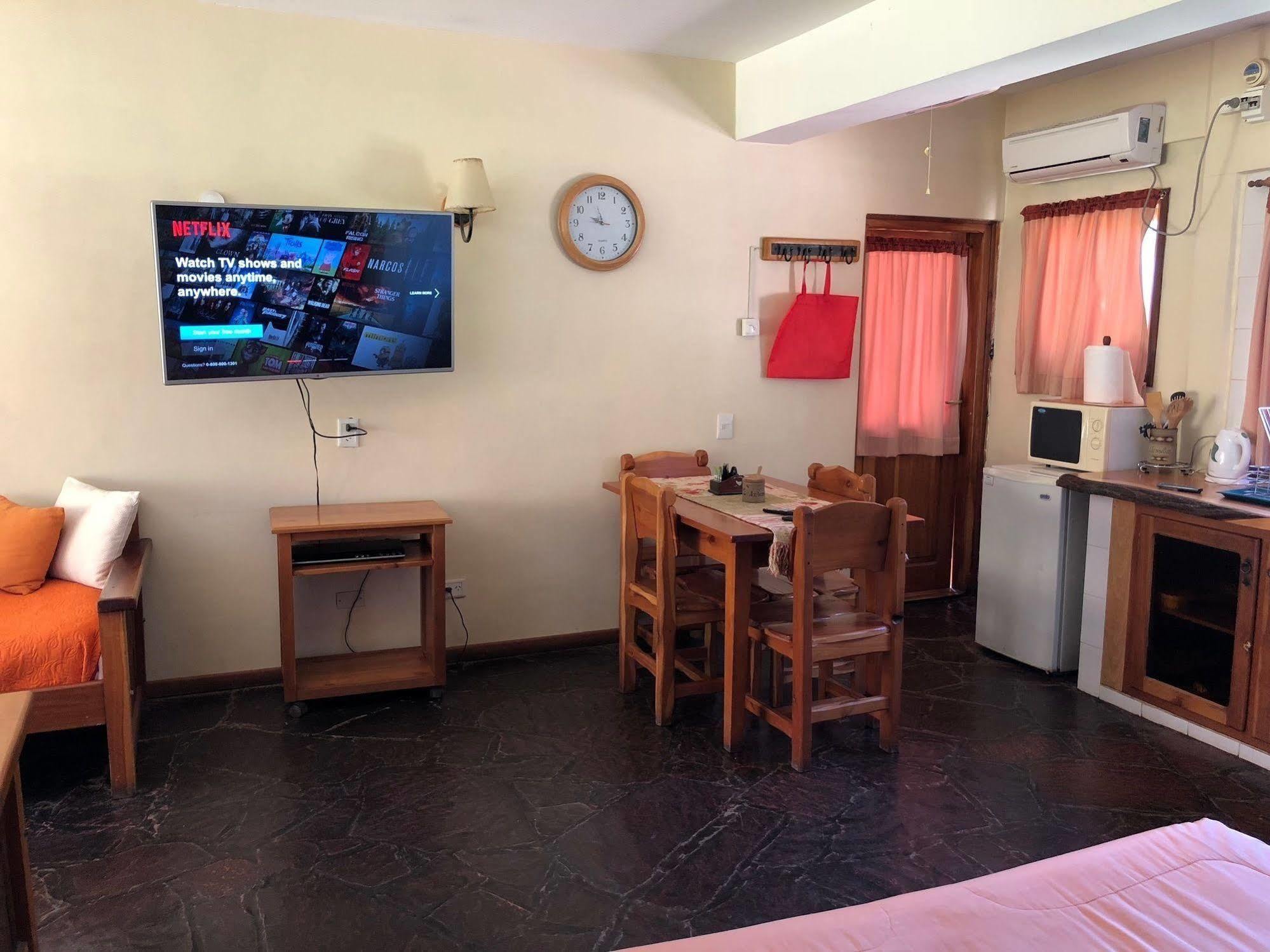 Apart Hotel Del Arroyo 산카를로스데바릴로체 외부 사진