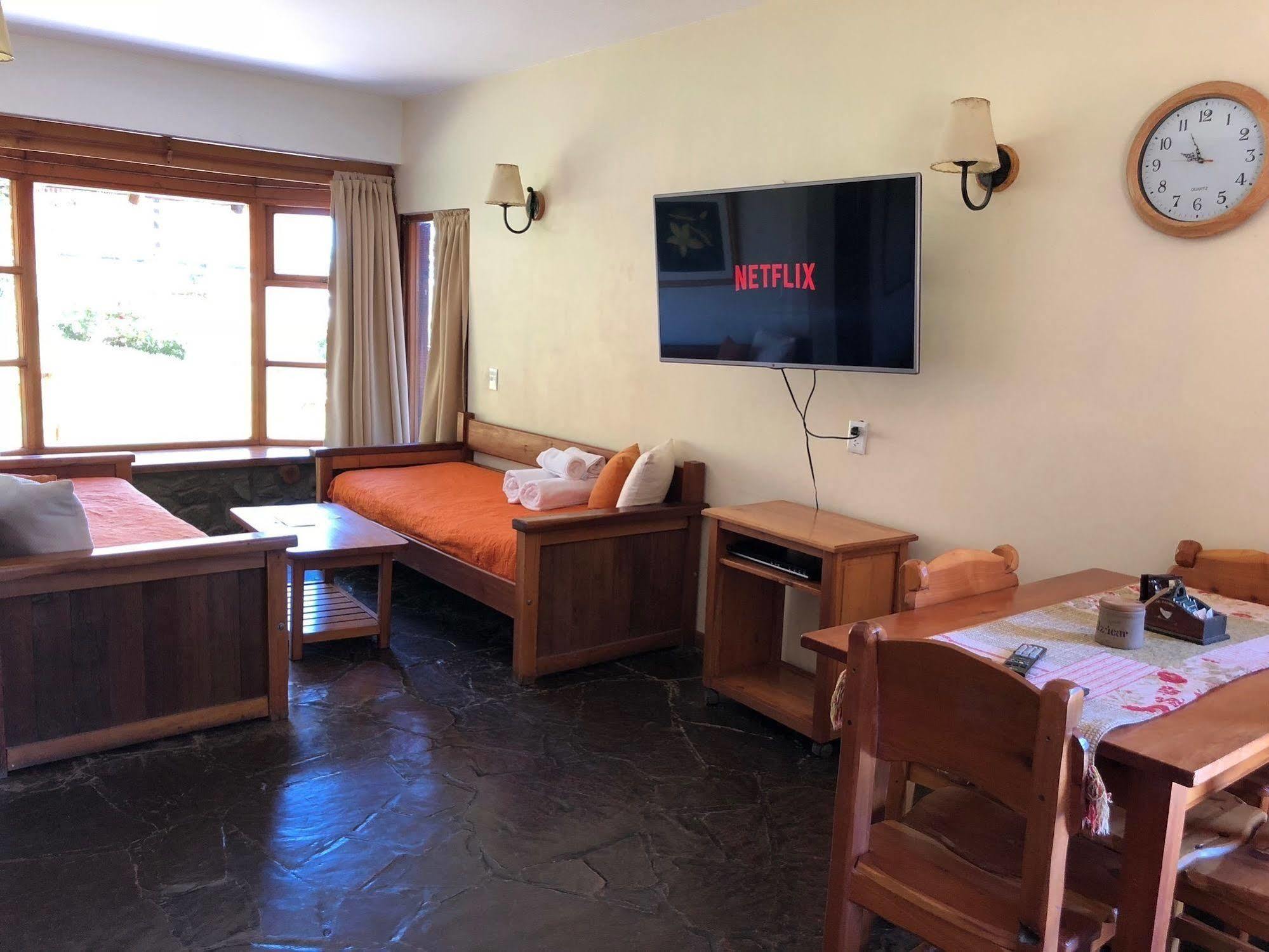 Apart Hotel Del Arroyo 산카를로스데바릴로체 외부 사진